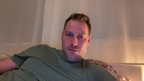 Snapshot of chris2024x chatting on November 20, 2025, 5:34 pm Christian online show from November 20, 2025, 5:34 pm