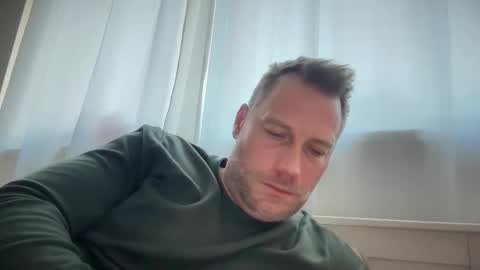 Snapshot of chris2024x chatting on November 22, 2025, 7:18 am Christian online show from November 22, 2025, 7:18 am