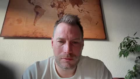 Snapshot of chris2024x chatting on November 23, 2025, 8:25 am Christian online show from November 23, 2025, 8:25 am