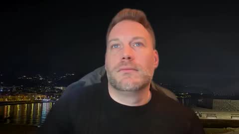 Snapshot of chris2024x chatting on December 3, 2025, 9:07 am Christian online show from December 3, 2025, 9:07 am