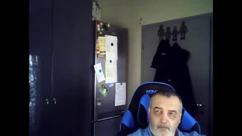 Snapshot of chris250268 chatting on February 22, 2026, 9:41 am Chris online show from February 22, 2026, 9:41 am