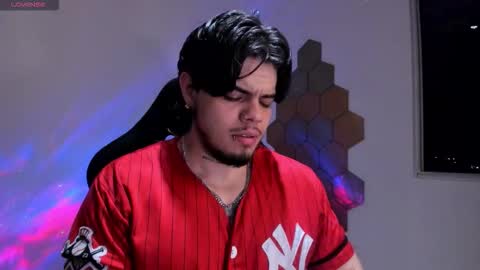 Snapshot of chris_cooperr chatting on February 10, 2026, 1:10 am Chris Cooper Independent model online show from February 10, 2026, 1:10 am