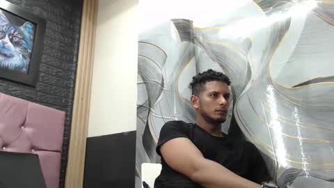 chris_dick2 online show from November 6, 2025, 5:41 am