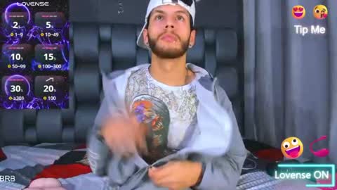 chris_grey2 online show from June 25, 2026, 12:20 pm