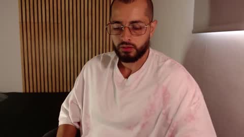 Snapshot of chris_magnum_ chatting on October 24, 2025, 3:08 pm cris Twitter magnum101010 insta magnumc20 online show from October 24, 2025, 3:08 pm