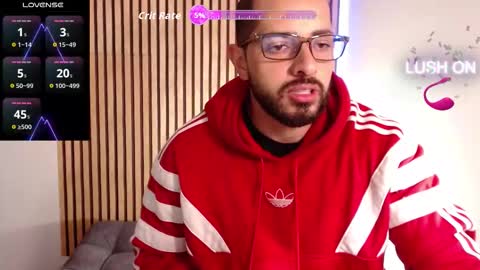 Snapshot of chris_magnum_ chatting on December 2, 2025, 12:43 pm cris Twitter magnum101010 insta magnumc20 online show from December 2, 2025, 12:43 pm