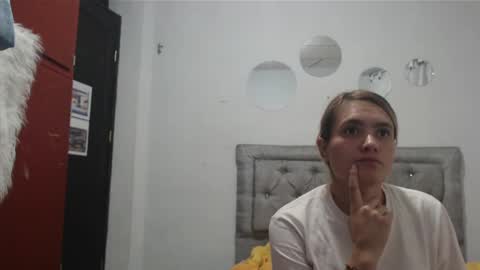 Snapshot of chris_sharon2023 chatting on December 2, 2024, 5:04 am Yarixa online show from December 2, 2024, 5:04 am