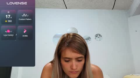Snapshot of chris_sharon2023 chatting on February 5, 2025, 12:53 am Yarixa online show from February 5, 2025, 12:53 am