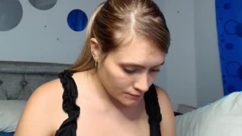 Snapshot of chris_sharon2023 chatting on February 14, 2025, 12:51 am Yarixa online show from February 14, 2025, 12:51 am