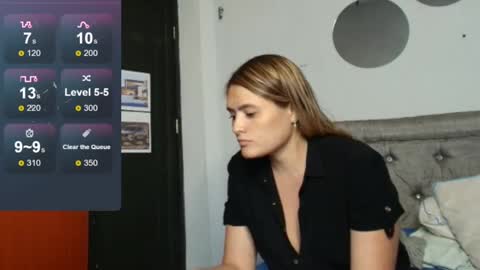 Snapshot of chris_sharon2023 chatting on February 25, 2025, 8:30 pm Yarixa online show from February 25, 2025, 8:30 pm