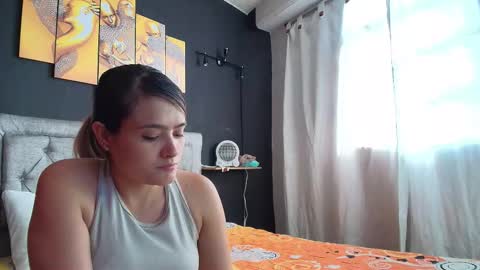 Snapshot of chris_sharon2023 chatting on October 4, 2025, 9:02 pm Yarixa online show from October 4, 2025, 9:02 pm