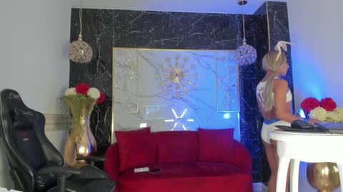 Snapshot of chris_twiink chatting on February 8, 2025, 4:57 am Chris online show from February 8, 2025, 4:57 am