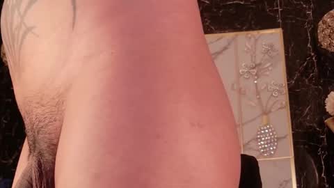 Snapshot of chris_twiink chatting on February 8, 2026, 5:00 am Chris online show from February 8, 2026, 5:00 am