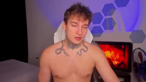 Snapshot of chris_tyson chatting on October 16, 2025, 8:10 pm Chris Tyson online show from October 16, 2025, 8:10 pm