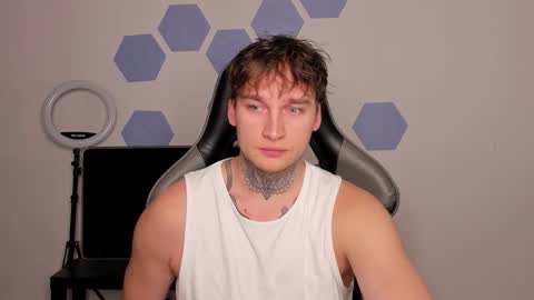 Snapshot of chris_tyson chatting on October 19, 2025, 8:53 pm Chris Tyson online show from October 19, 2025, 8:53 pm