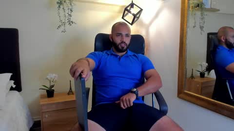 Chris Varden online show from May 14, 2026, 8:15 pm