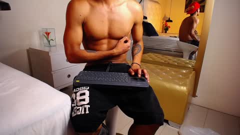 Chris Weell online show from January 3, 2025, 11:23 pm