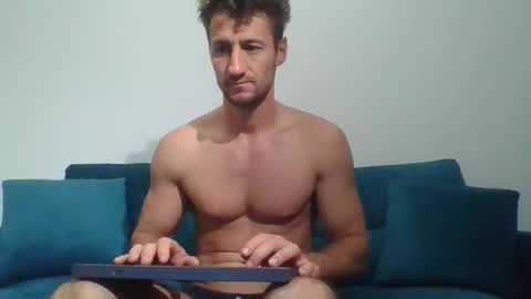 Snapshot of chrisaron chatting on November 13, 2025, 3:16 am chrisaron online show from November 13, 2025, 3:16 am