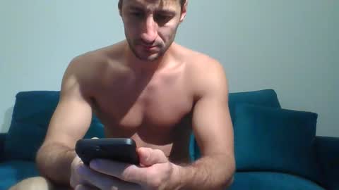 Snapshot of chrisaron chatting on November 15, 2025, 4:21 am chrisaron online show from November 15, 2025, 4:21 am