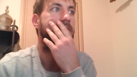 Snapshot of chrismipa1996 chatting on December 4, 2024, 5:16 am Chris online show from December 4, 2024, 5:16 am