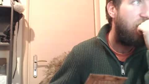 Snapshot of chrismipa1996 chatting on January 27, 2025, 4:01 pm Chris online show from January 27, 2025, 4:01 pm