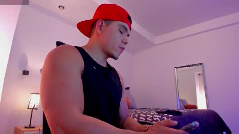 chrismorgan24 online show from November 23, 2025, 10:20 pm