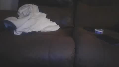 chrisqsqs2 online show from November 22, 2025, 8:13 am