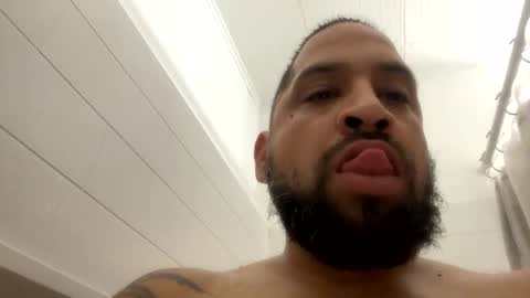 Snapshot of chrisr4203 chatting on February 24, 2025, 5:00 am chrisr4203 online show from February 24, 2025, 5:00 am