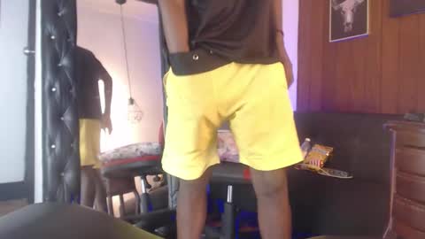 Snapshot of chriss_ath chatting on March 5, 2026, 12:12 pm chriss online show from March 5, 2026, 12:12 pm