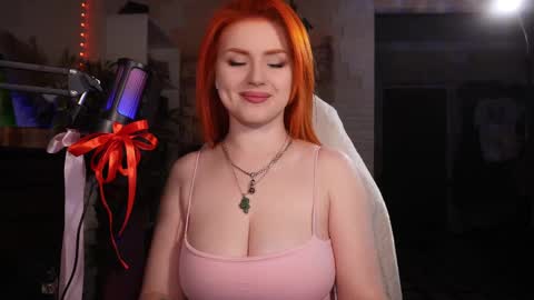 Snapshot of chriss_foxx chatting on March 5, 2025, 3:40 pm chriss_foxx online show from March 5, 2025, 3:40 pm