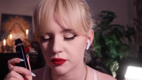 chriss_foxx online show from May 31, 2026, 6:09 pm