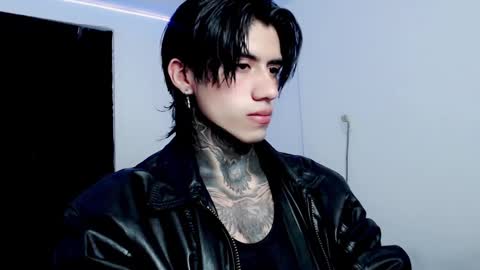 Snapshot of chriss_opp chatting on February 17, 2025, 10:58 pm CHRIS INDEPENT MODEL online show from February 17, 2025, 10:58 pm