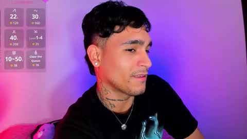 Christian Wang online show from November 24, 2025, 9:14 pm