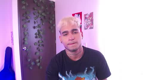 Christian Wang online show from March 21, 2026, 6:11 pm