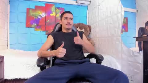 Snapshot of chrissevanss chatting on February 2, 2026, 7:34 pm chrissevanss online show from February 2, 2026, 7:34 pm