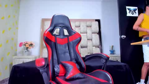 Snapshot of chrissevanss chatting on February 5, 2026, 9:30 pm chrissevanss online show from February 5, 2026, 9:30 pm