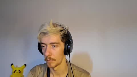 Christopher online show from October 2, 2025, 11:28 am