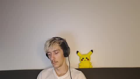 Christopher online show from October 24, 2025, 4:47 pm