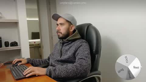 Snapshot of chrissmithin5 chatting on November 16, 2025, 3:23 am Cardamomo online show from November 16, 2025, 3:23 am