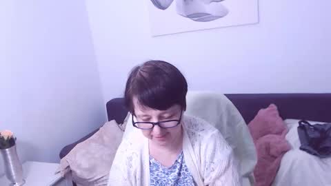 Snapshot of christarose chatting on February 9, 2026, 1:09 am Christa online show from February 9, 2026, 1:09 am