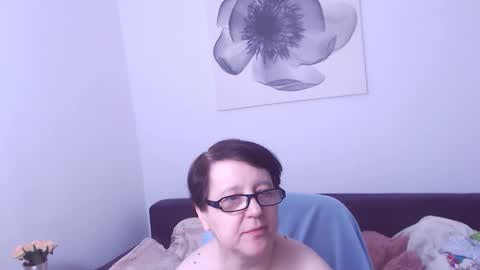 Christa online show from April 26, 2026, 11:08 am