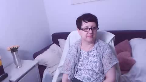 Christa online show from May 8, 2026, 1:55 am