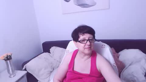 Christa online show from May 14, 2026, 9:10 pm