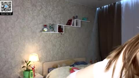 Snapshot of christina_hammond chatting on February 4, 2026, 12:33 pm Ann online show from February 4, 2026, 12:33 pm