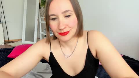 christina rosse online show from May 3, 2026, 1:28 pm