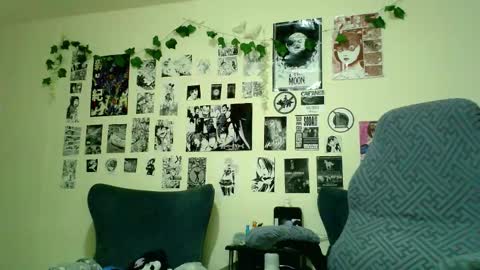 Snapshot of christina_vamp1 chatting on September 11, 2025, 1:22 pm CHRISTINA online show from September 11, 2025, 1:22 pm
