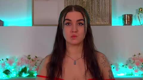 Christina online show from February 19, 2025, 4:01 am