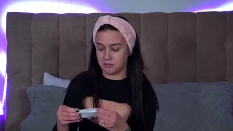 Christina online show from November 4, 2025, 6:18 pm