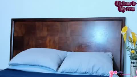 Christine -  online show from February 11, 2025, 1:51 pm