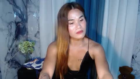 christine_empress online show from September 10, 2025, 1:33 pm